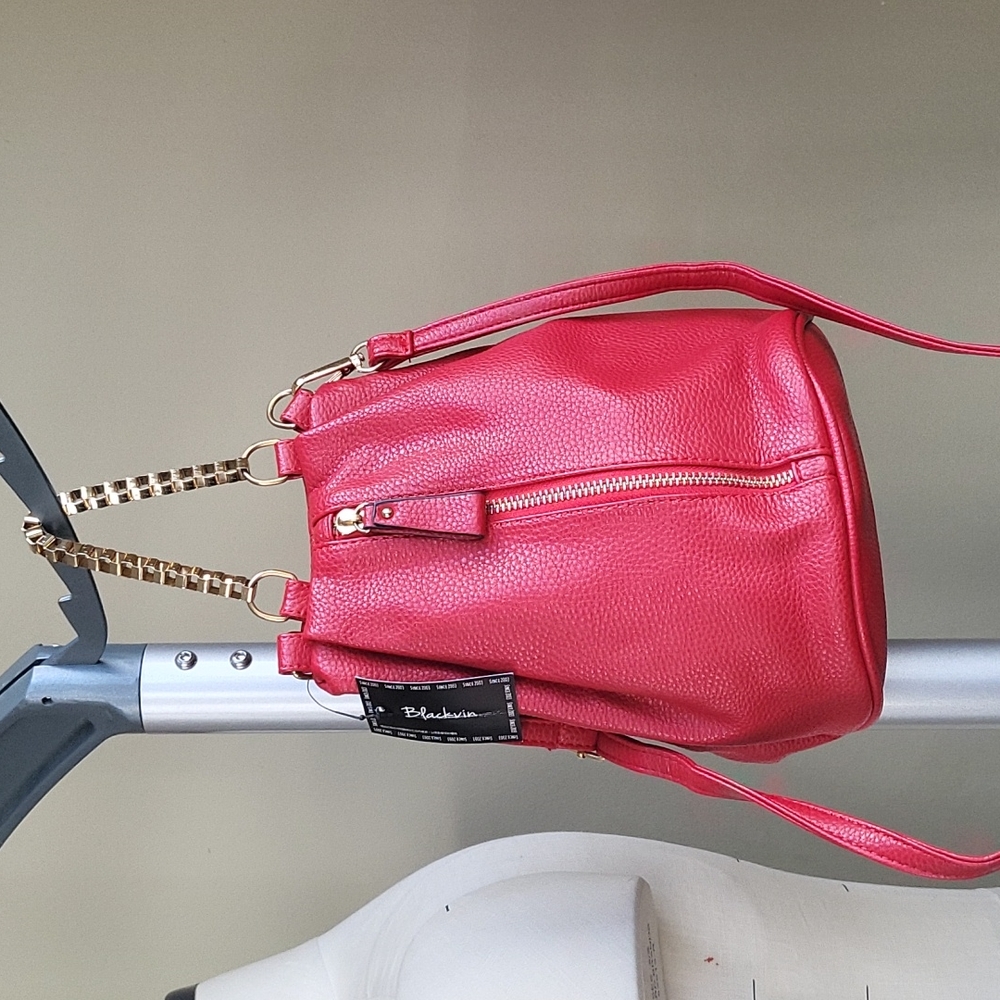 Blackvin Red Triple ways - cross shoulder, back pack and wrist bag